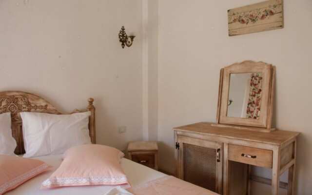 Ciftekuyu Hotel Турция, Чешме - отзывы, цены и фото номеров - забронировать отель Ciftekuyu Hotel онлайн