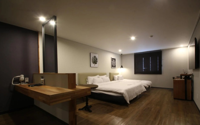 Hotel No 25
