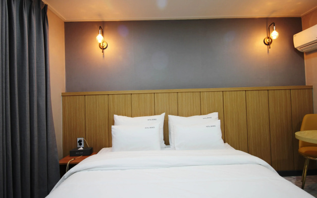Hotel Bronze