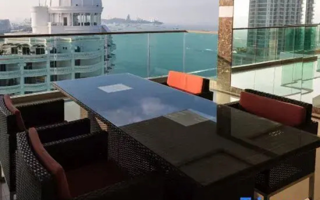 Wongamat Tower Duplex 1-Bedroom Free Electricity