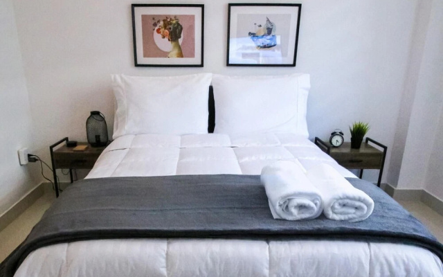Modern City Condo in El Millon, Santo Domingo