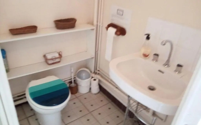 Lenard Charles Bed & Breakfast