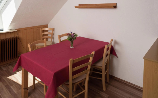 Spacious Apartment in Wehrhalden near Cross Country Skiing