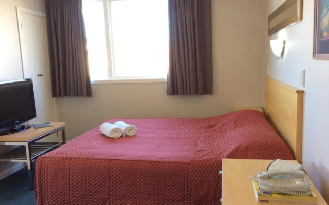 Capital View Motor Inn
