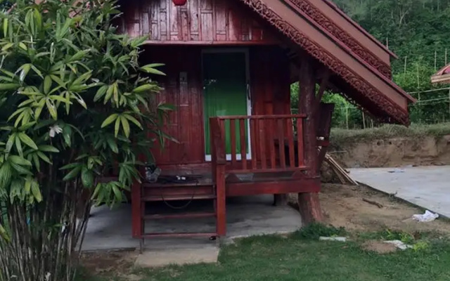 Baan Phukaotoknam Resort
