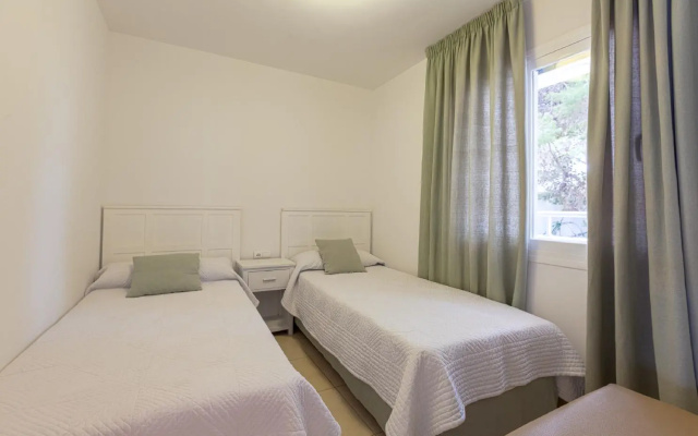 Camelina Suites