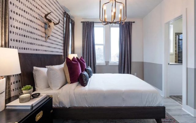 3BR East Side Urban Retreat
