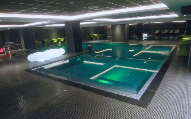 Az Hotels Grand Oran