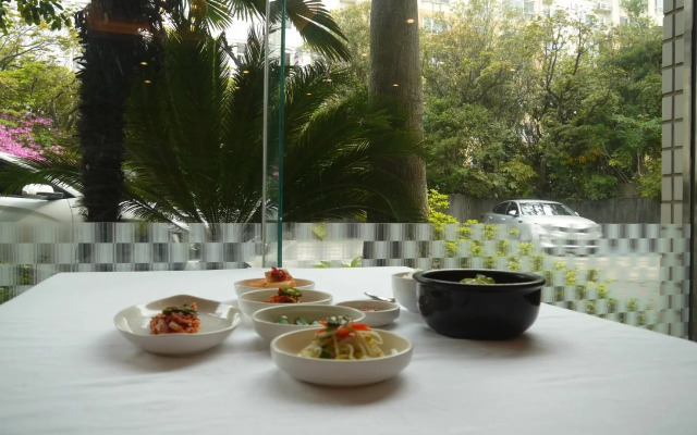 Pearl Hotel Jeju
