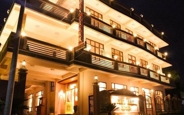 Golden Dream Hotel вид на фасад