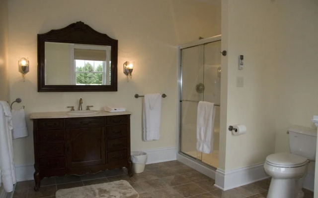 White Hall Manor Bed & Breakfast