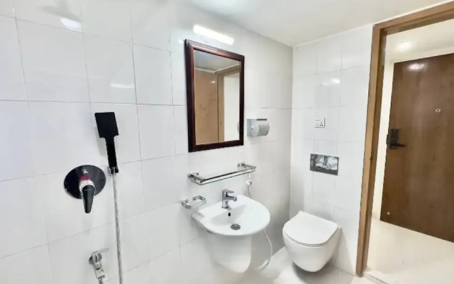 330sqft 3 Modern Stay with Sauna Pool