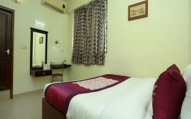 OYO 11492 Gateway Inn