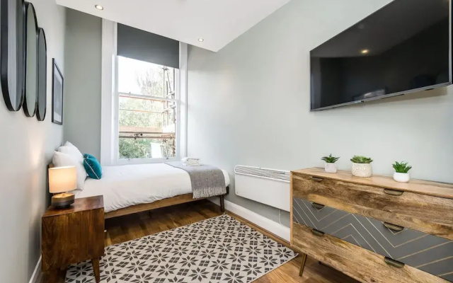Host Stay Catharine Quarters