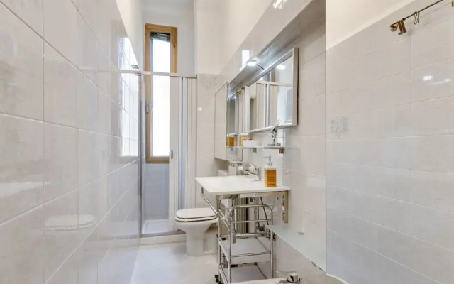 Cozy Apartment with Garden in Dorsoduro