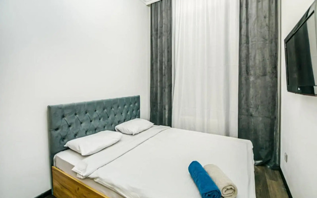 M Estate. 2 Room Home in Targovu