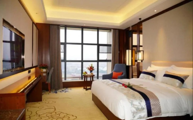 Hualiang Huatian Holiday Hotel
