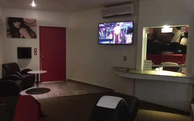 Motel Helsinky - Adults Only