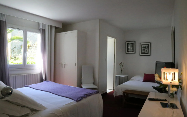 Hotel Moderna