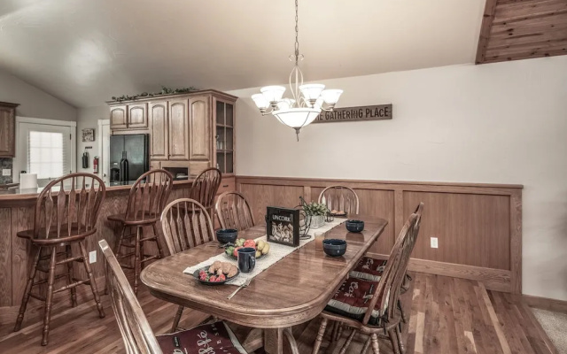 Shady Pines by Ruidoso Vacation Rentals