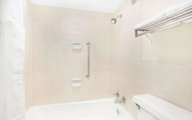 Days Inn Perry/Warner Robins Area