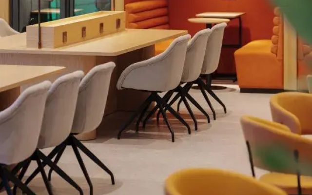 Cuihu Pu Rong Hotel（Huawei Beijing R&D Institute Store, Zhongguancun Environmental Park）