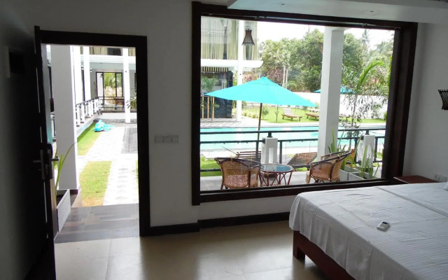 J7 Villaj Resort