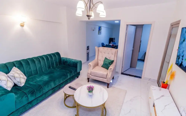 Luxurious Nairobi Apartment With City and Garden Views