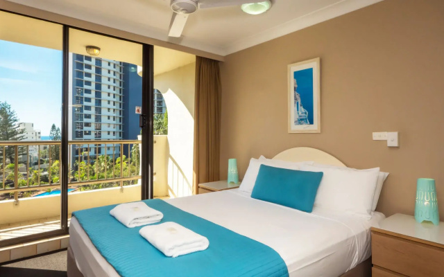Aristocrat Apartments