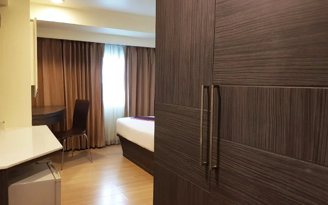 Seasons Boutique Hotel