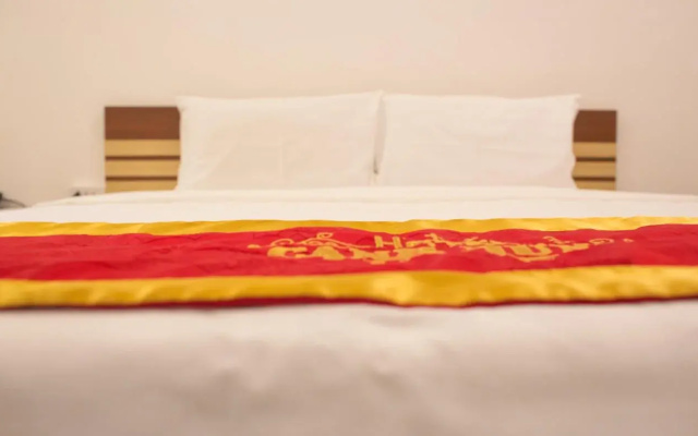Canh Hung Hotel