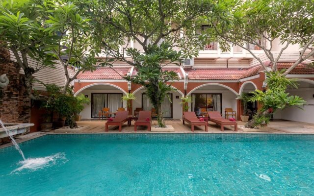 Отель New Patong Premier Resort вид на фасад
