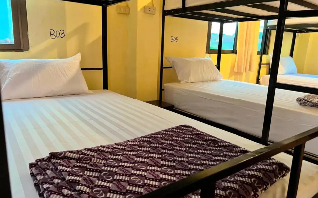 Easy go backpacker hostel