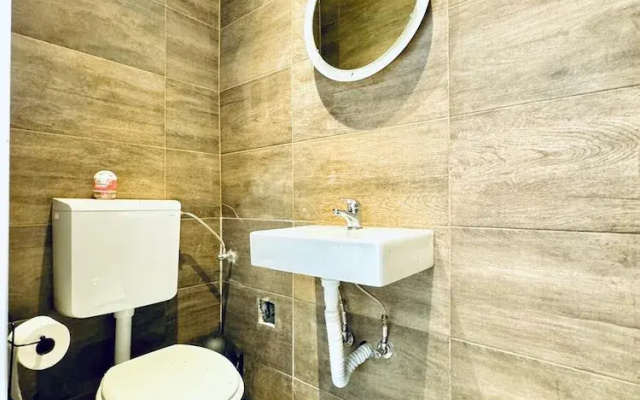 Cozy Studio Apartment Near FAC Platz