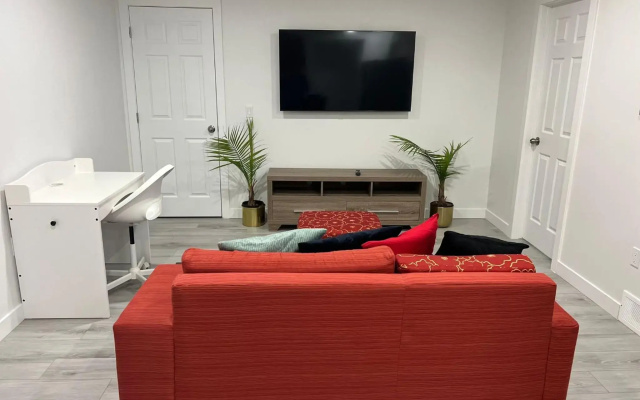 Beautiful 2 bedroom home away from home
