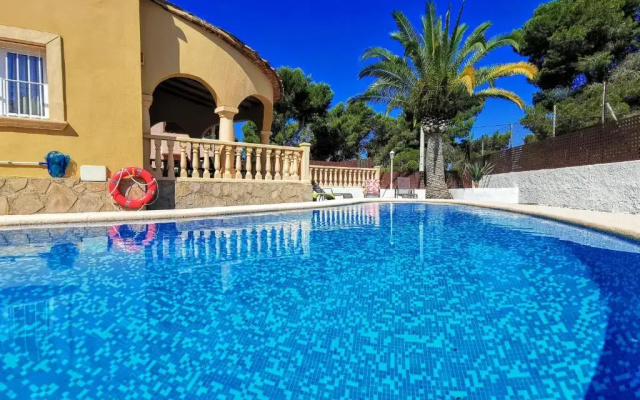 0302 - Villa Pera