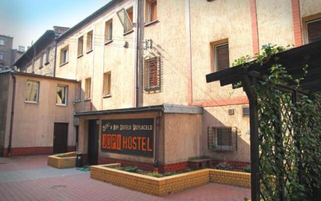 Jopi Hostel вид на фасад