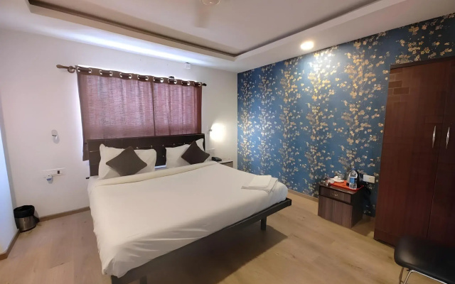 OYO 2988 Hotel Grand Majesty