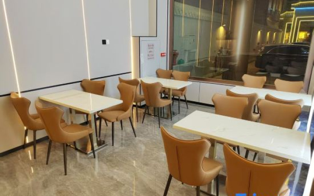 Raman Hotel (Shanwei Erma Road Food Street Branch)