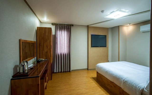 Jeju Maple Hotel