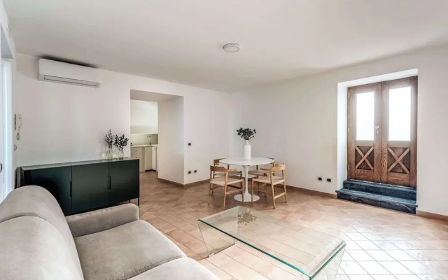 Giulia 3 Villa Apartment Shared Pool Sea Views