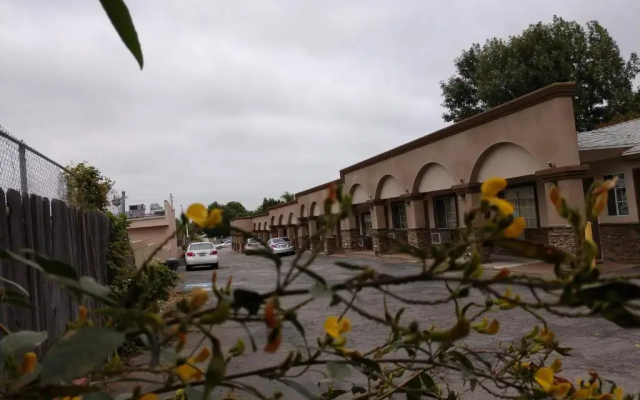 Bartlett Motel