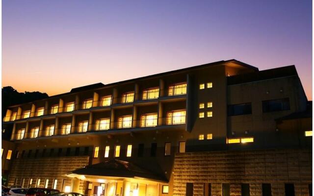 Ooedo-Onsen Monogatari Hotel Nasushiobara Kamoshika-so Насусиобара вид на фасад