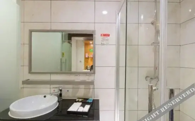 Huitong Hotel