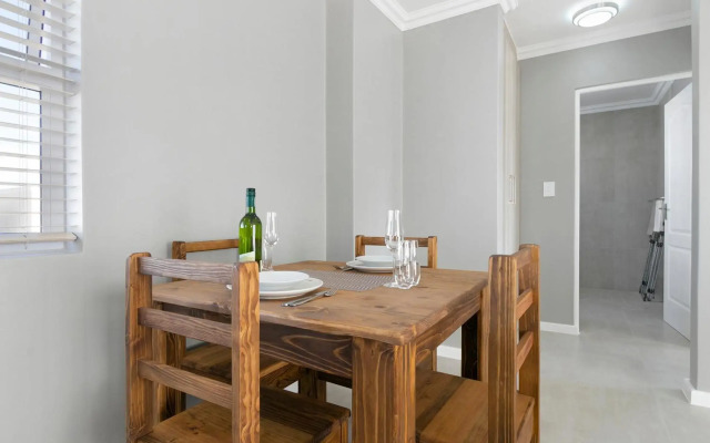 Stunning, Luxurious Apartment close to the beach