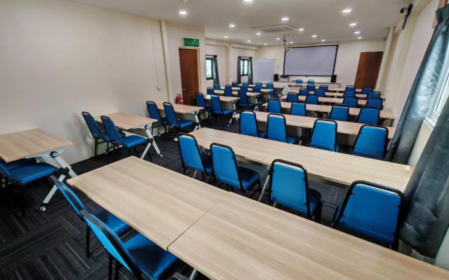 Pangkor Pop Ash Hotel