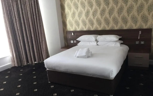 Marlborough Hotel