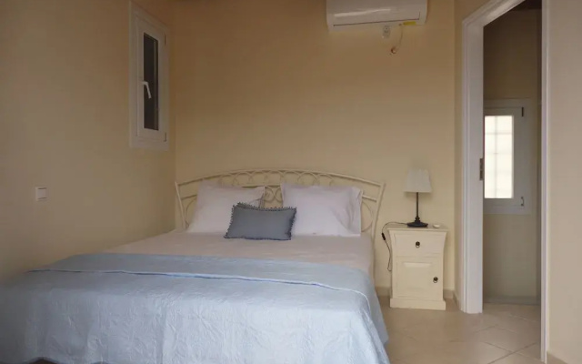 Monolithos Villas