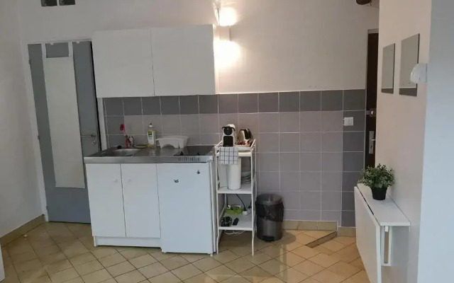 L2 - Green and cosy flat close Paris - WIFI & NETFLIX