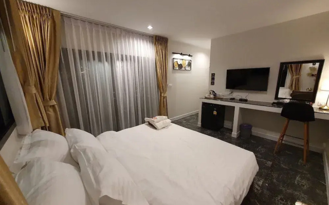 Bannjamjuree Resort Sattahip